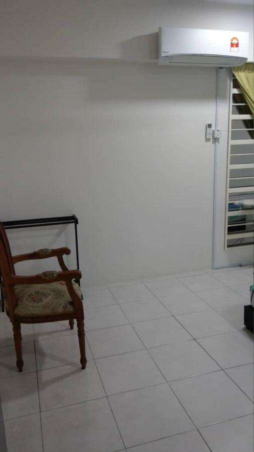 Spacious & Cozy Condo - Hijauan Heights Block C 加影 外观 照片