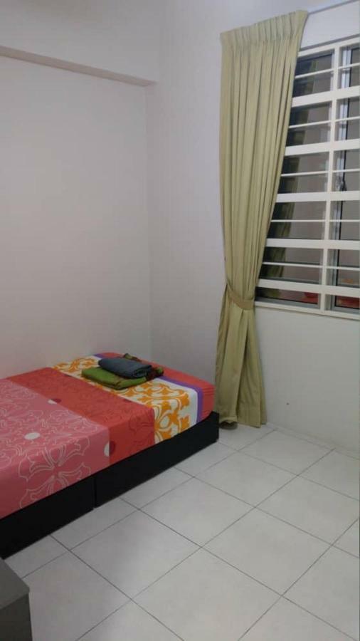 Spacious & Cozy Condo - Hijauan Heights Block C 加影 外观 照片