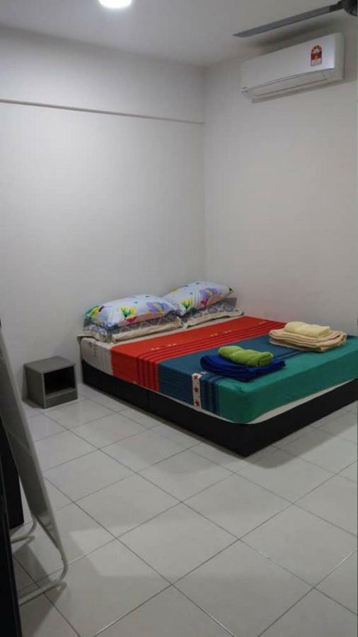 Spacious & Cozy Condo - Hijauan Heights Block C 加影 外观 照片